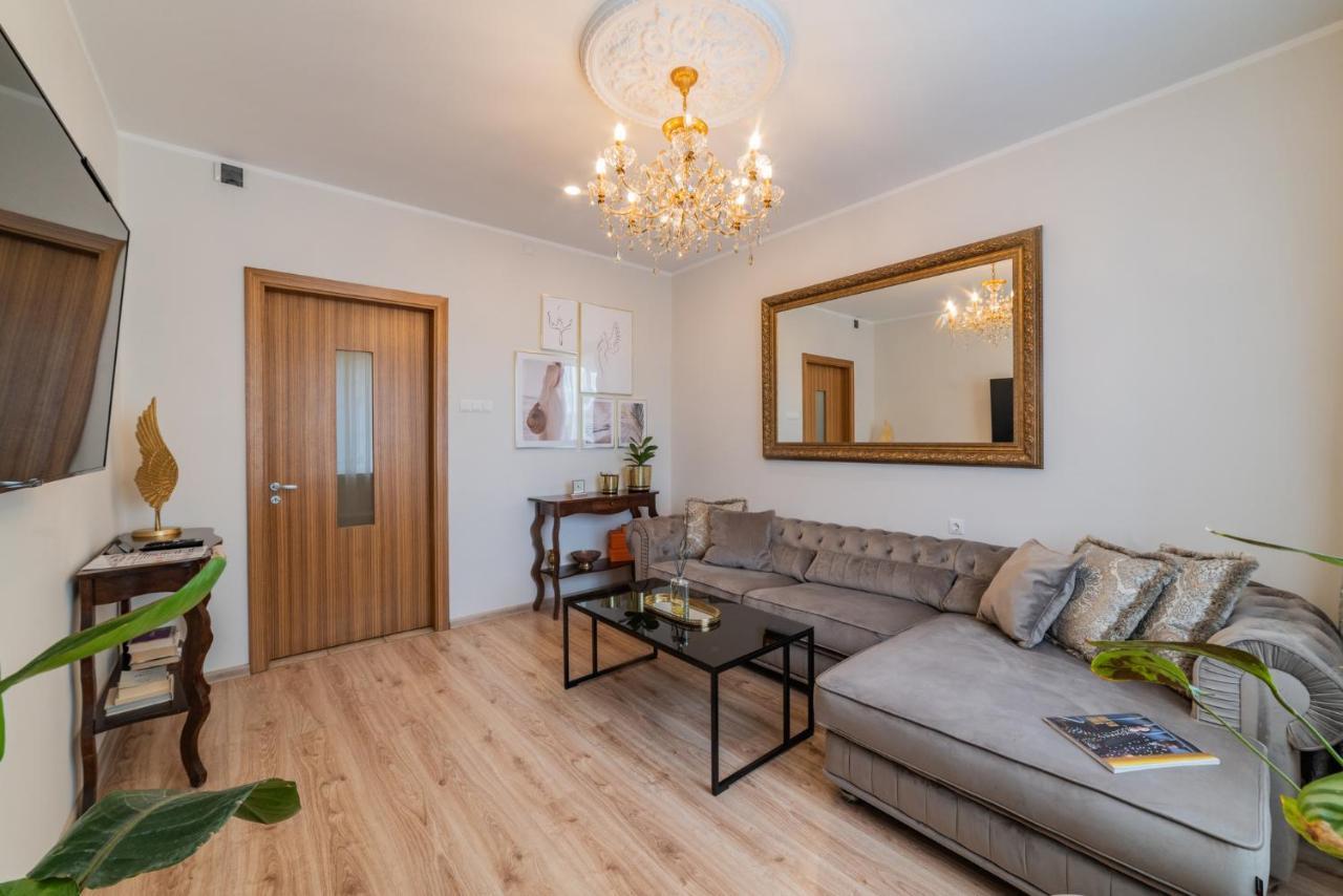 E. D. Angel Wing Apartment Siauliai  Ngoại thất bức ảnh